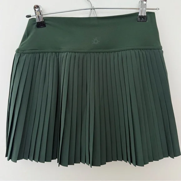 NEW Offline by Aerie All Aces Tennis Skirt - size M - Picture 4 of 4